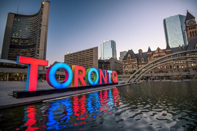 skyline-da-cidade-de-toronto-ontario-canada